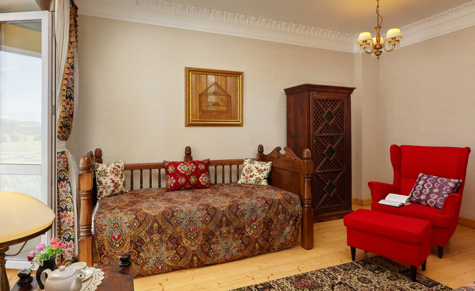 Номер в отеле. Русский Стиль