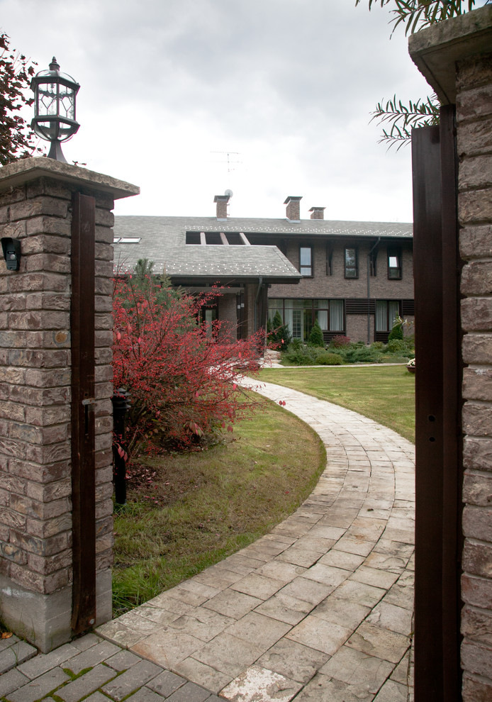 Обложка альбома: вход