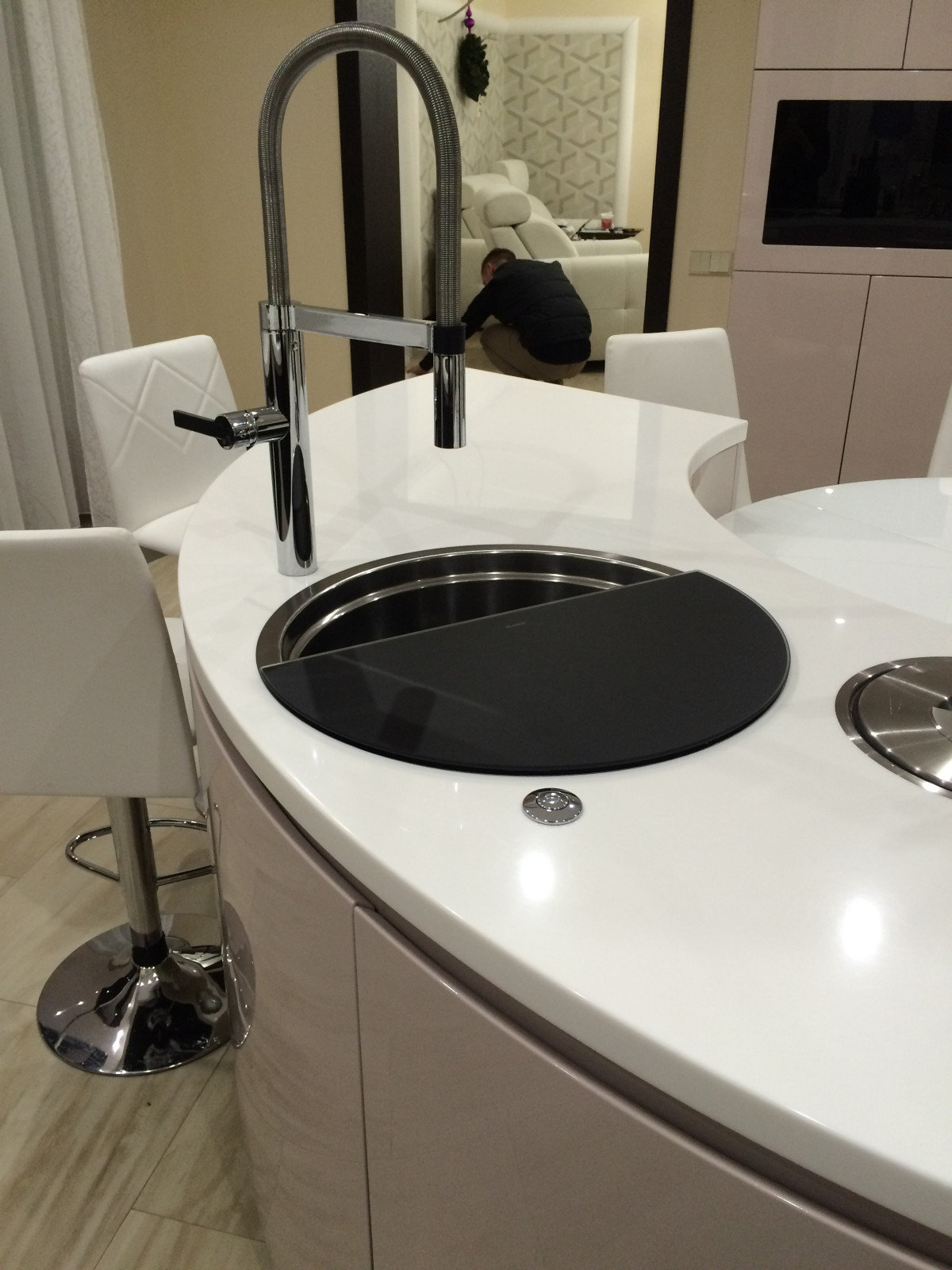 Флай на улице Лесной