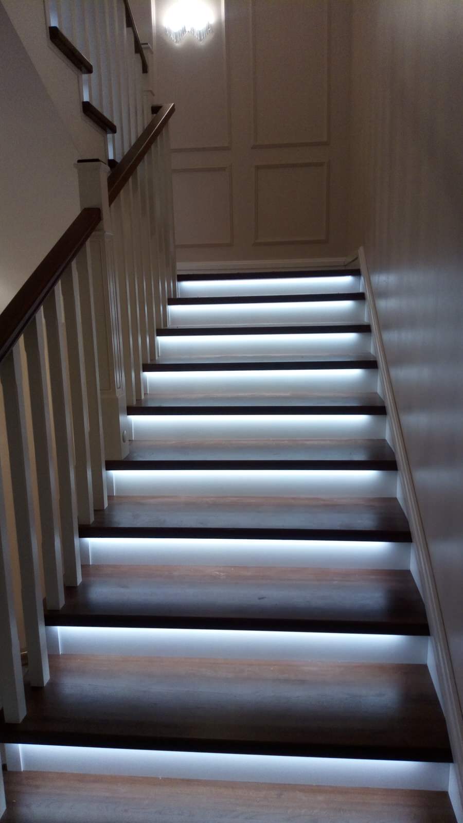 Облицовка бетонной лестницы в классическом стиле