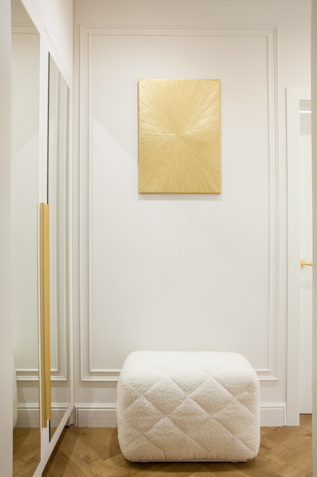 Светлая квартира на берегу моря