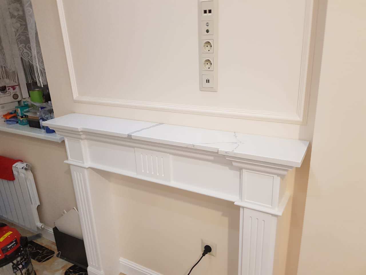 Обложка проекта: Столешница из кварцевого агломерата цвет Calacatta