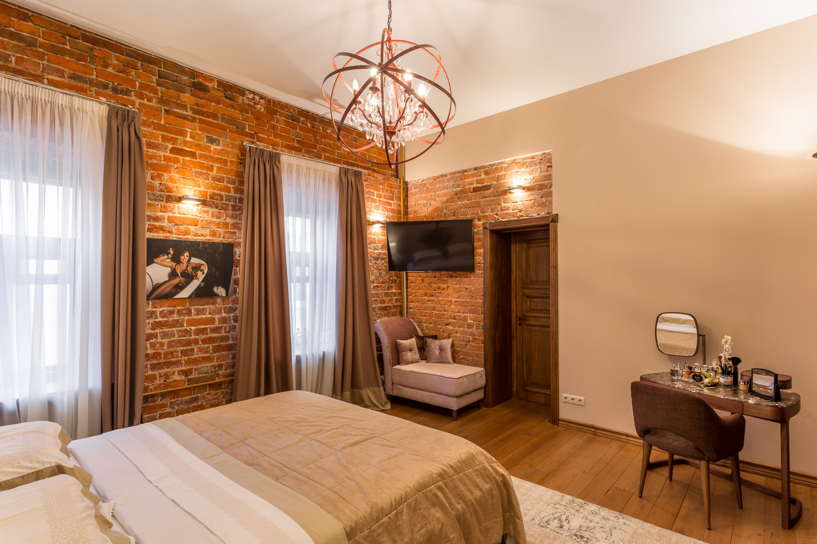 Houzz тур: Интерьер с мотивами лофта на Неглинной