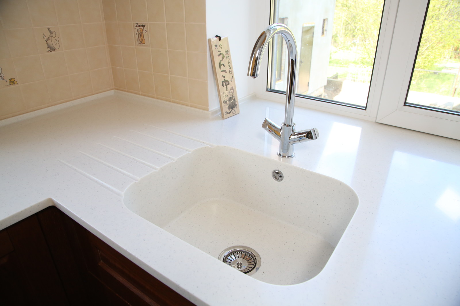 Материалы: Как изготавливают и устанавливают акриловые столешницы