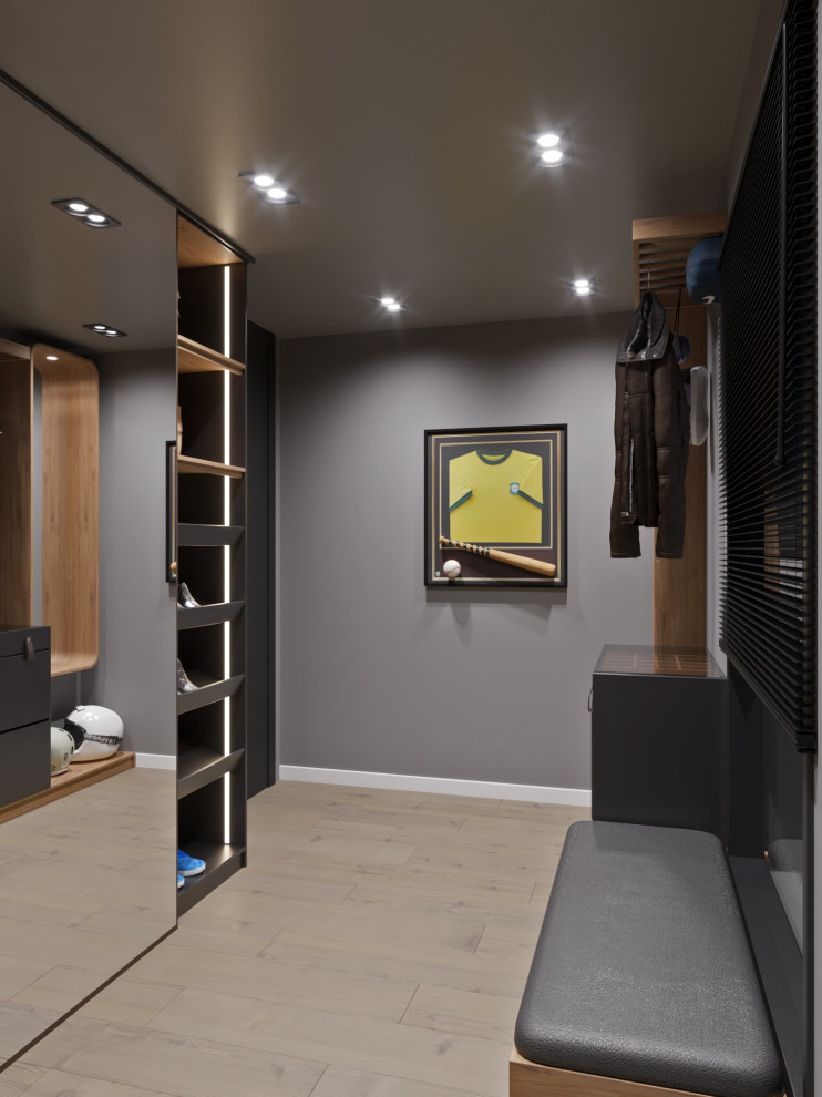 Гардеробная мужская