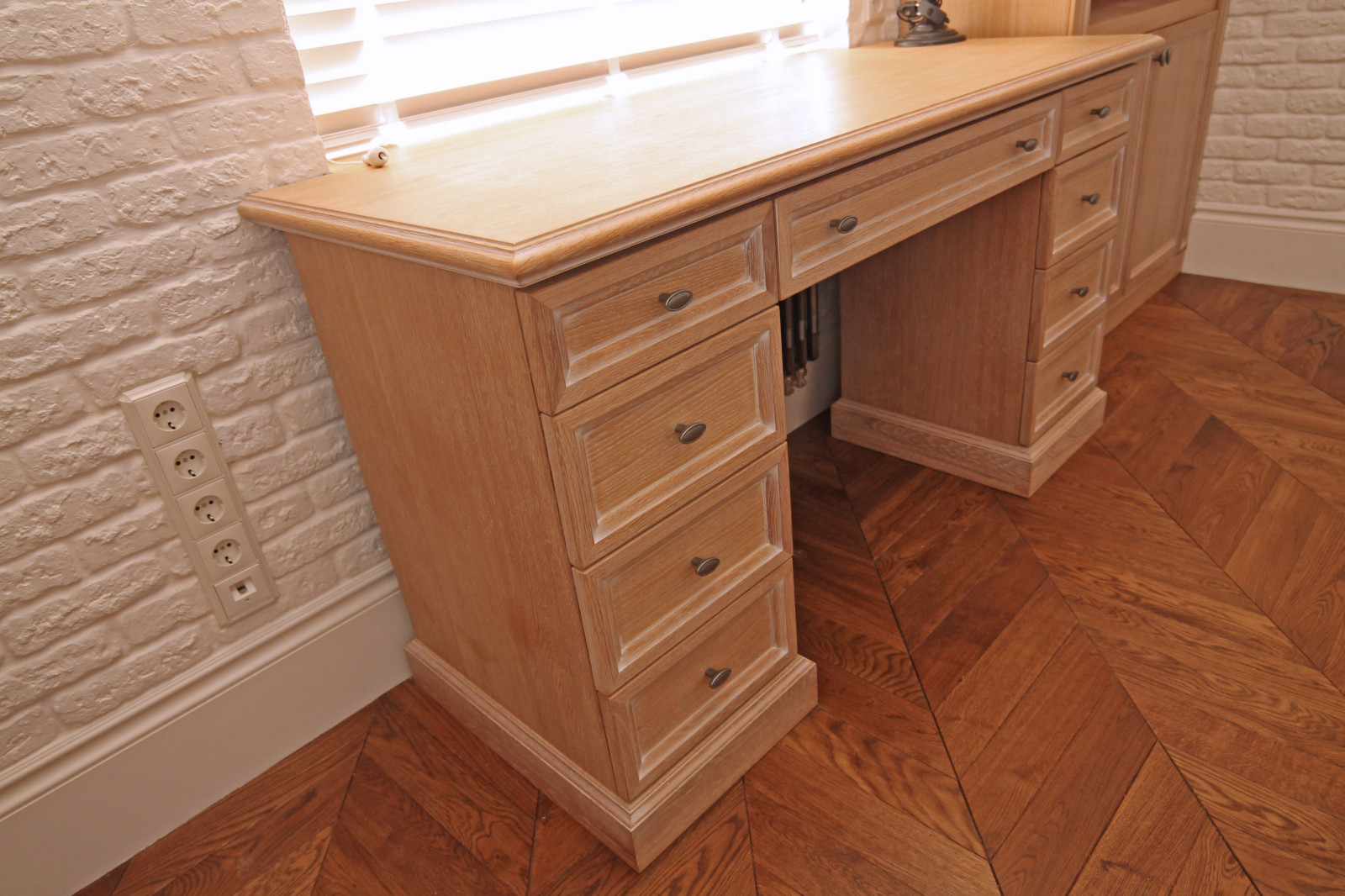 Встроенные шкафы