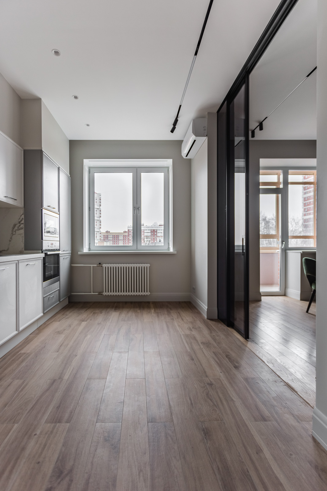 Реализация: Мичуринский, 26