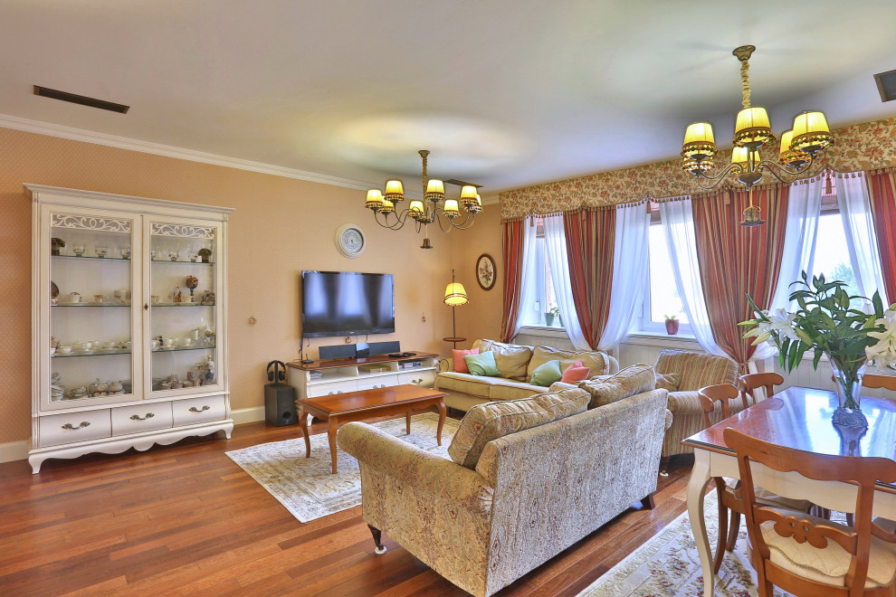 Трехкомнатная квартира на Петергофском