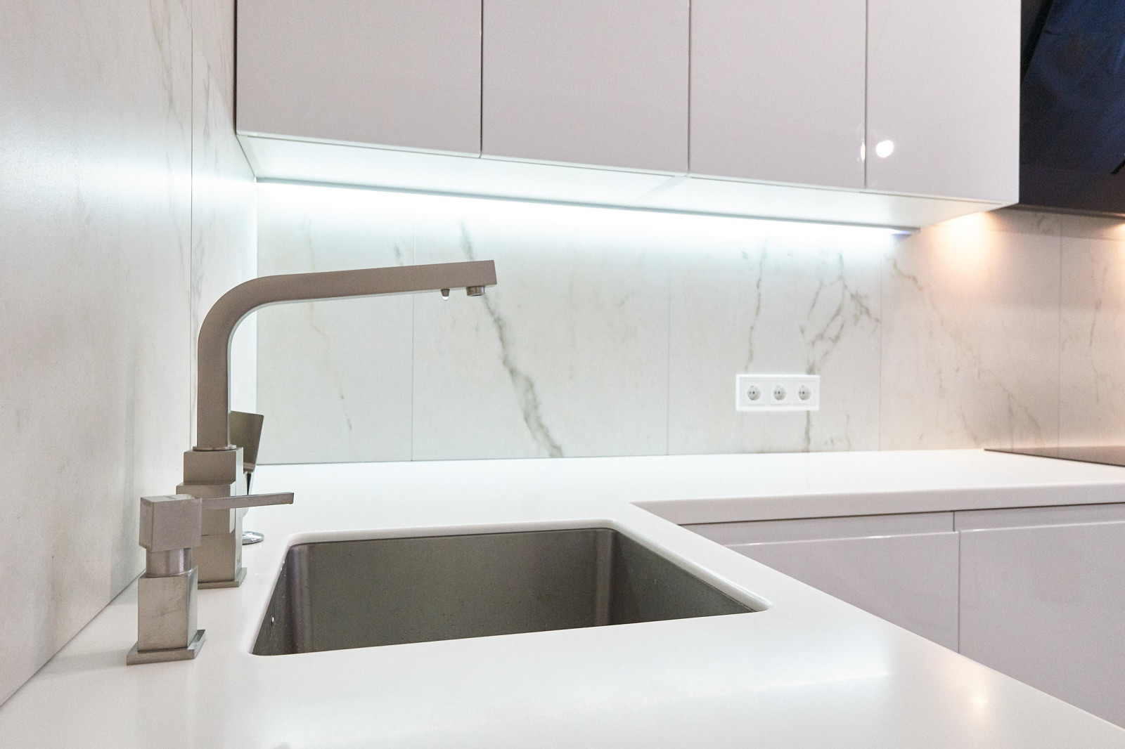 Кухня в современном стиле 4