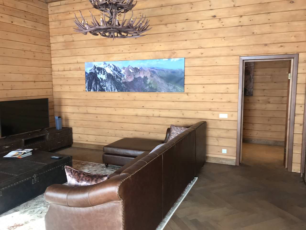 Дома из бруса и интерьеры