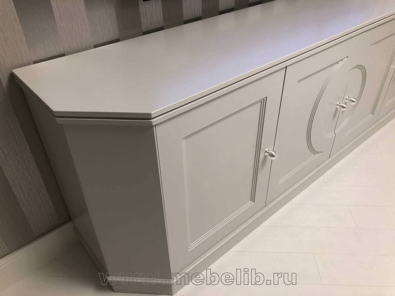 Мебель в гостиную из МДФ – шкаф-витрина и тумба ТВ