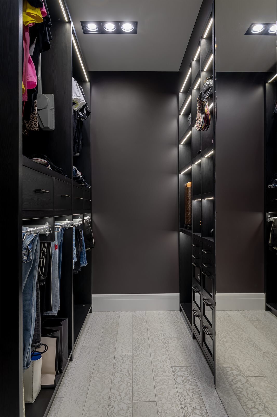 Мебель для проекта современной квартиры