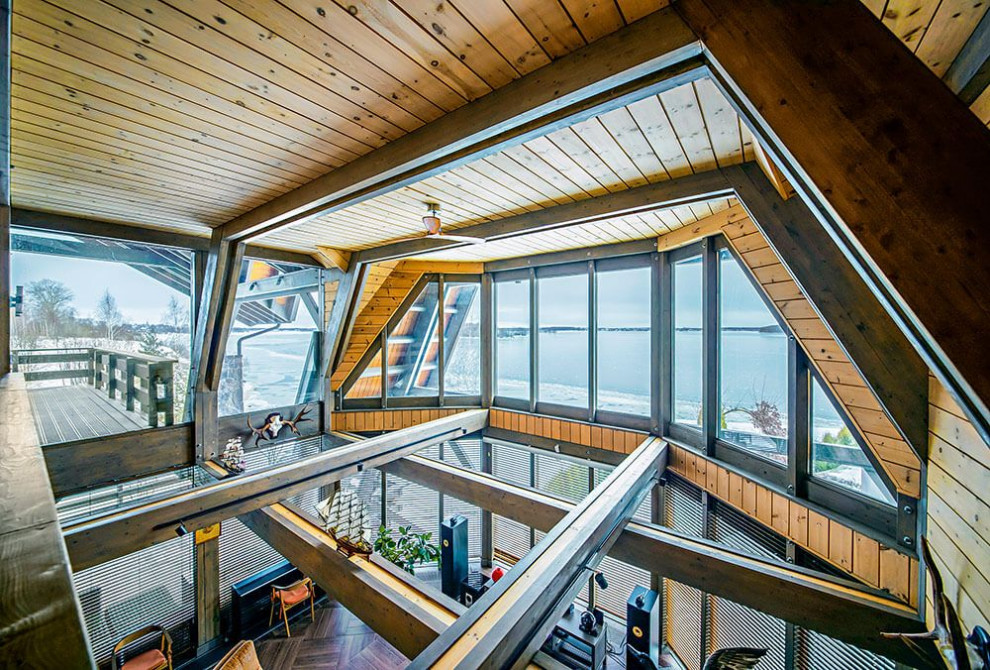 Фахверковый дом на берегу Волги