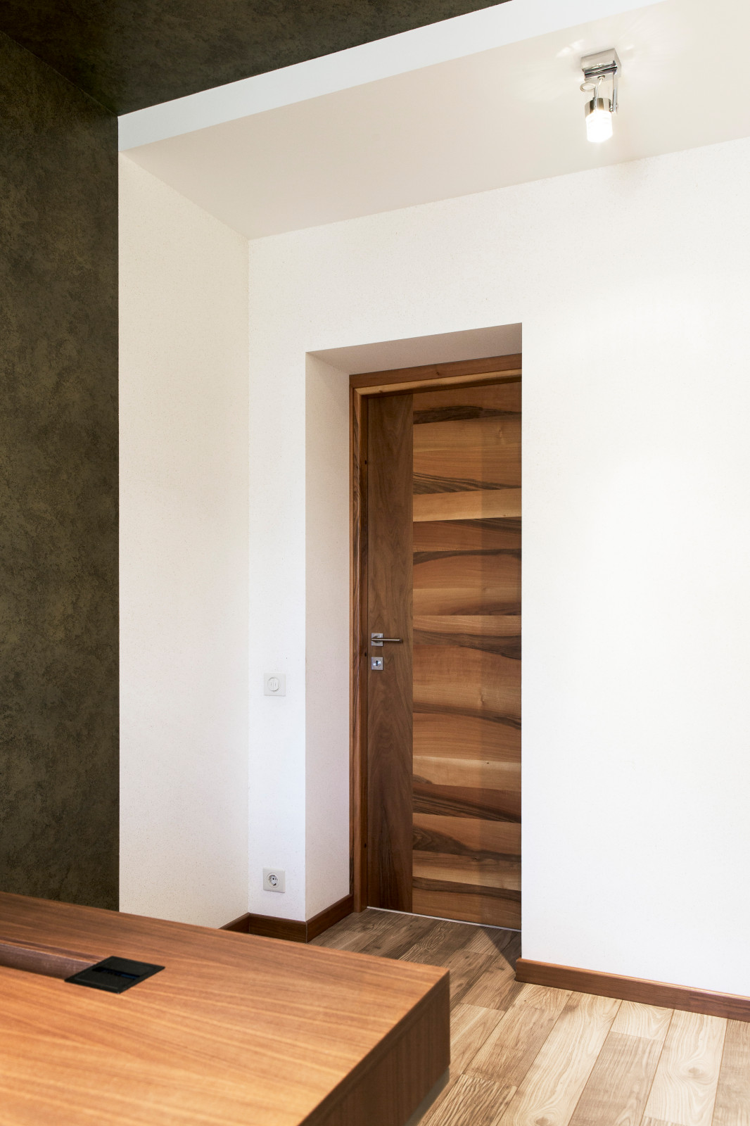 Кабинет, Шорохи природы, дом в Комарово, Тюмень, 200 м