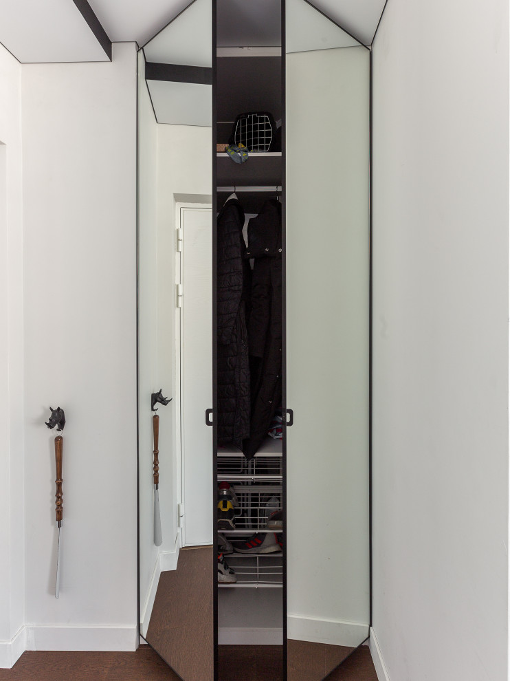 Синяя кухня и шкаф ЖК Преображение