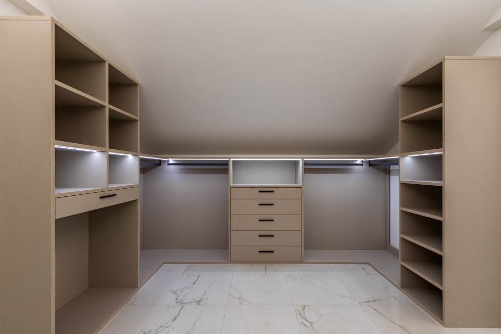 Гардеробная APPERIA на мансарде