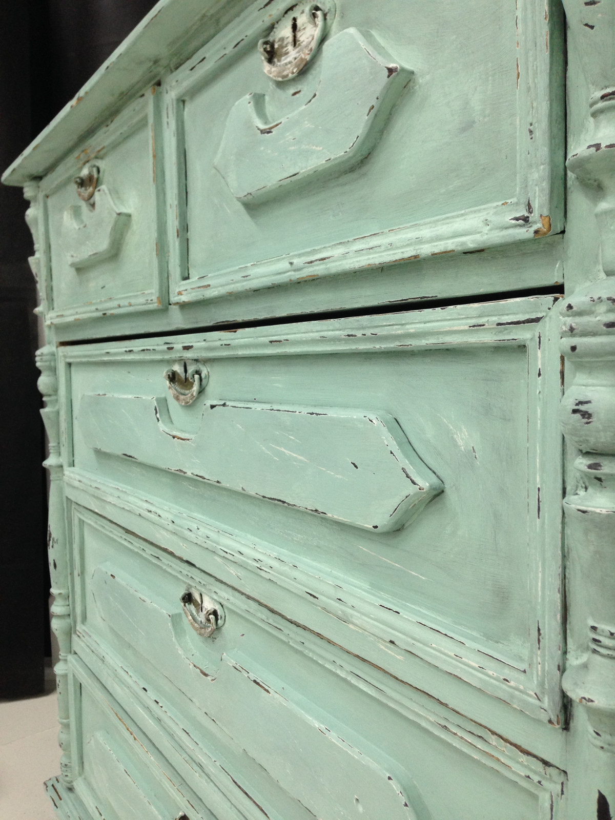 Кисти и краски