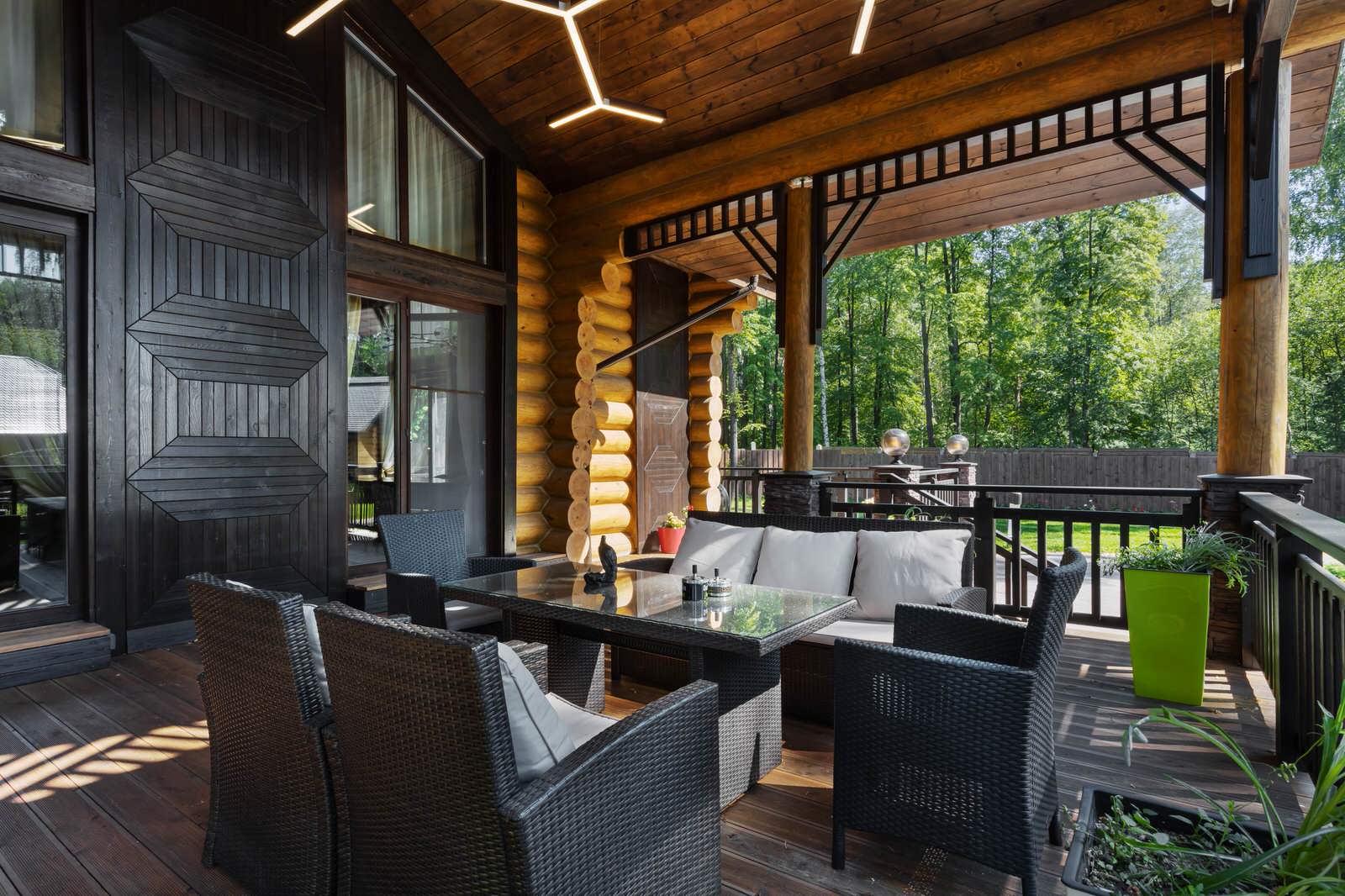 Дом у озера