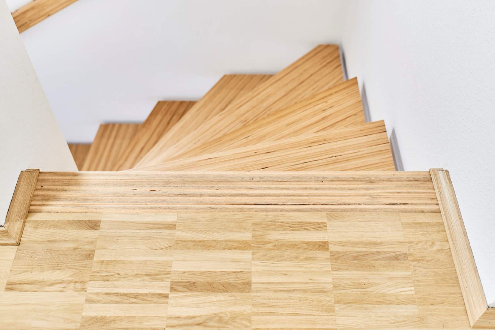 консольная лестница из BauBuche