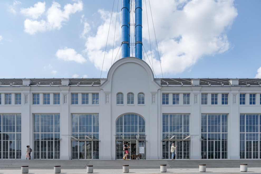 GES-2 , House of Culture