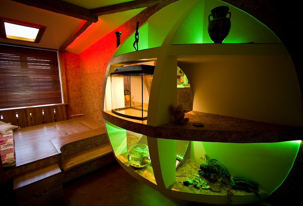 "лишняя" комната