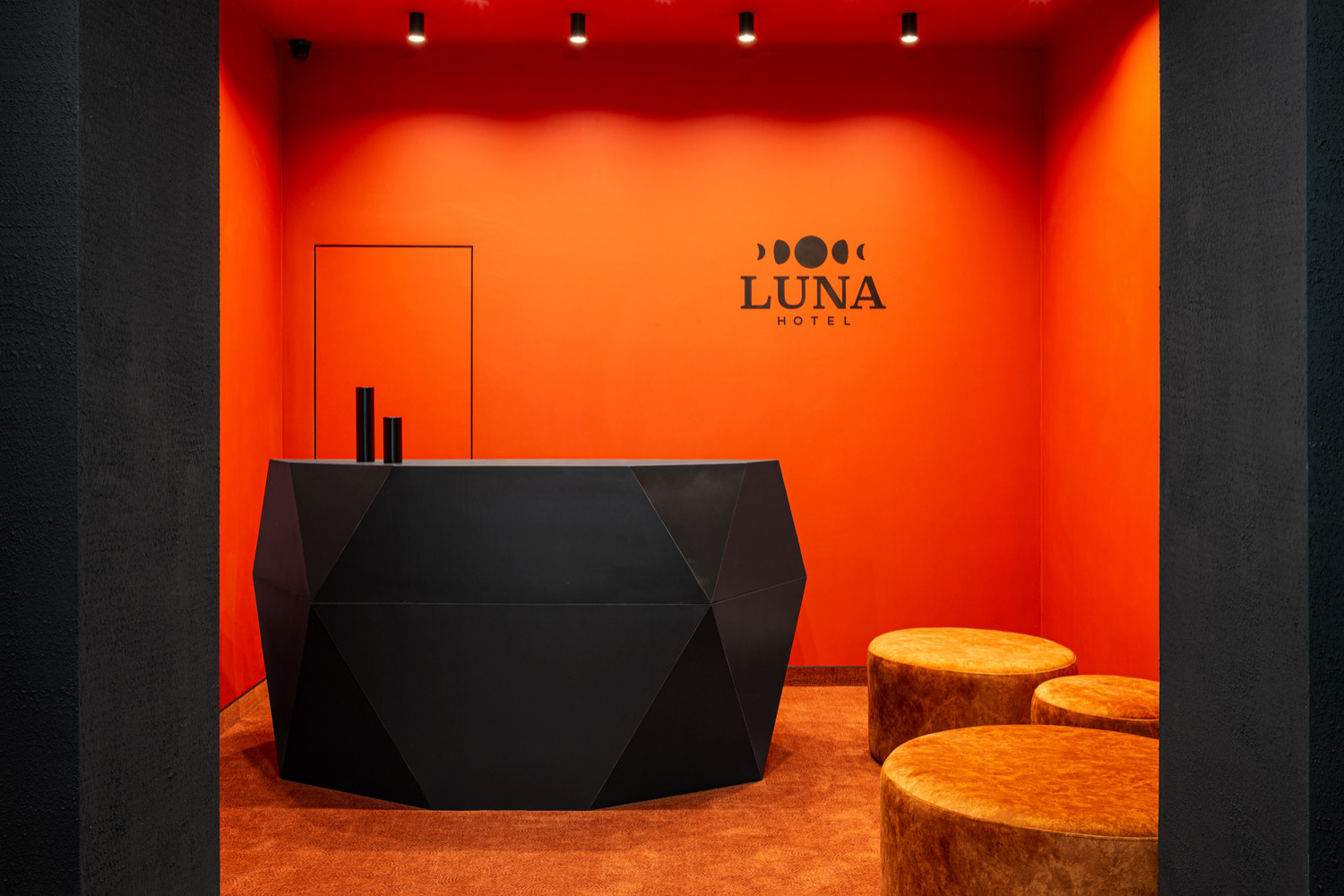 Обложка проекта: Отель в Москве