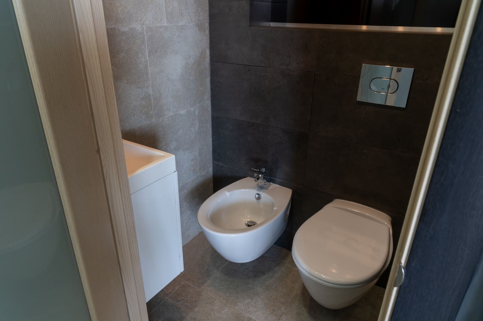 Кубанская Набережная 37