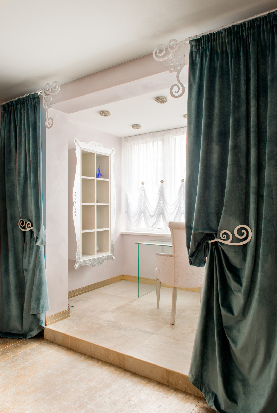 "Ход конём" - квартира в стиле ар-деко 150 м2, г. Люберцы