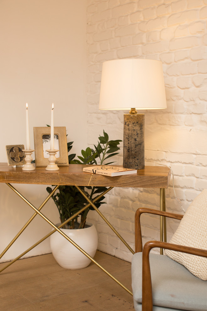 Обложка проекта: Настольная лампа "Universal"