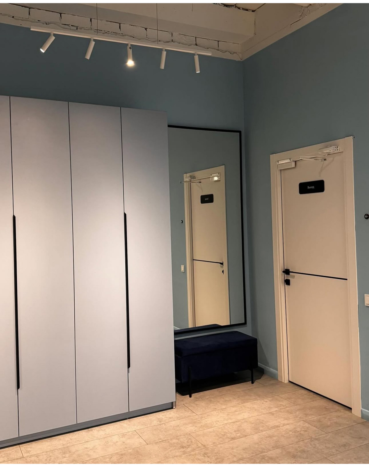 Офис для коммерческой компании.