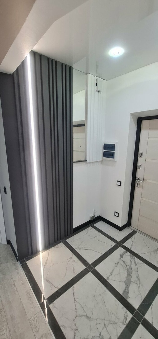 Обложка проекта: Ремонт квартиры в контрастных цветах