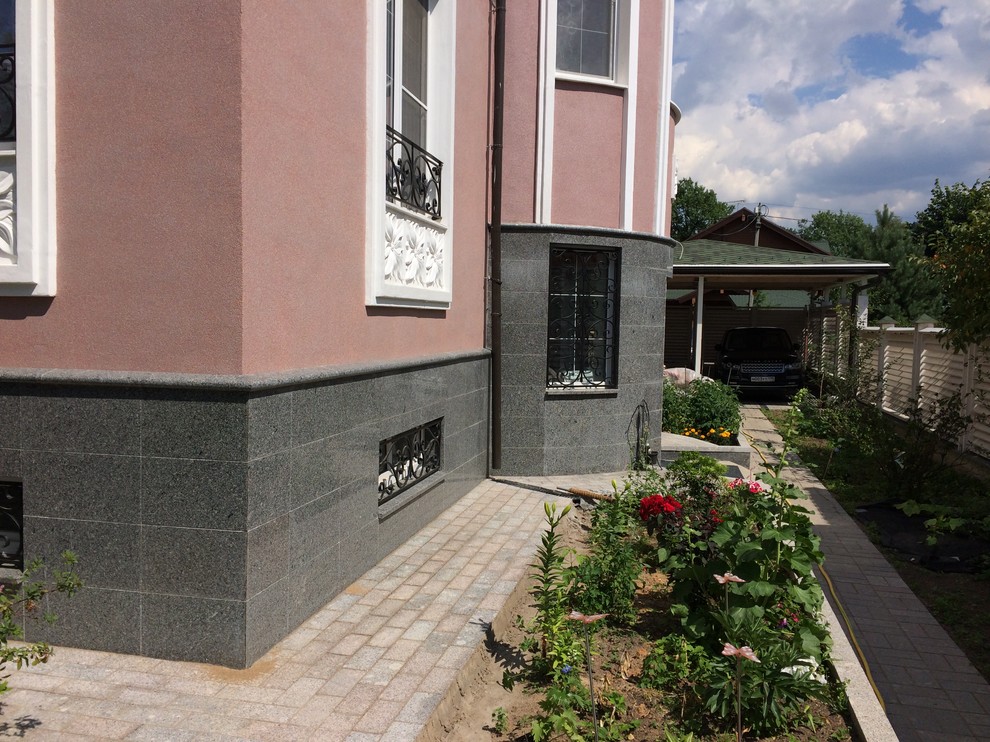 Как правильно: Сделать отмостку вокруг дома