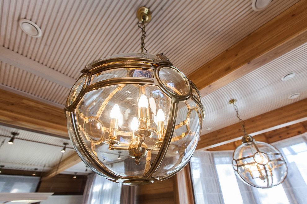 Дом на озере