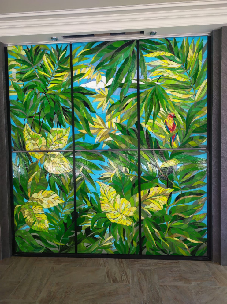 Витраж в бассейне частного коттеджа в городе Петропавловск