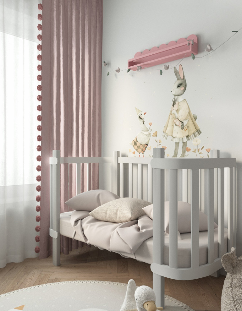 Яркие акценты и универсальная детская: интерьер для молодой семьи с дочкой