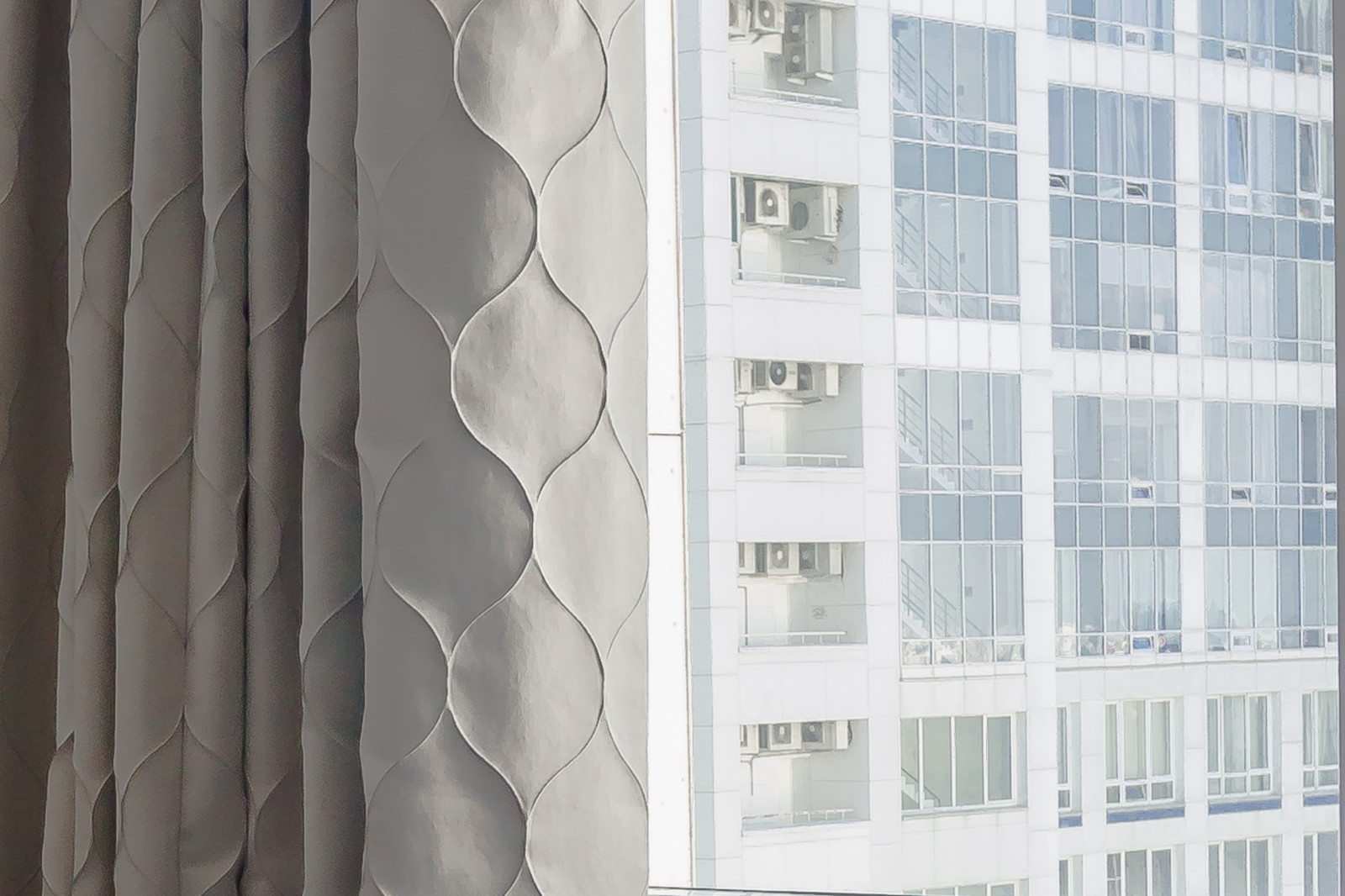 Оформление зоны кухни-гостиной-столовой для Анфисы Чеховой