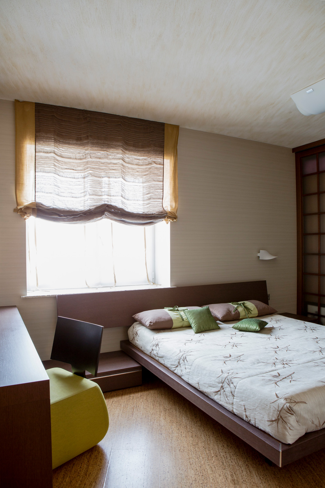 Спальня, Шорохи природы, дом в Комарово, Тюмень, 200 м