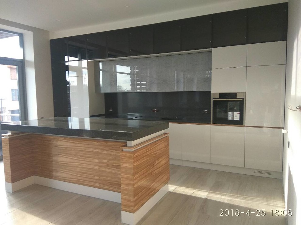 Квартира  в ЖК "Конно-спортивный клуб "