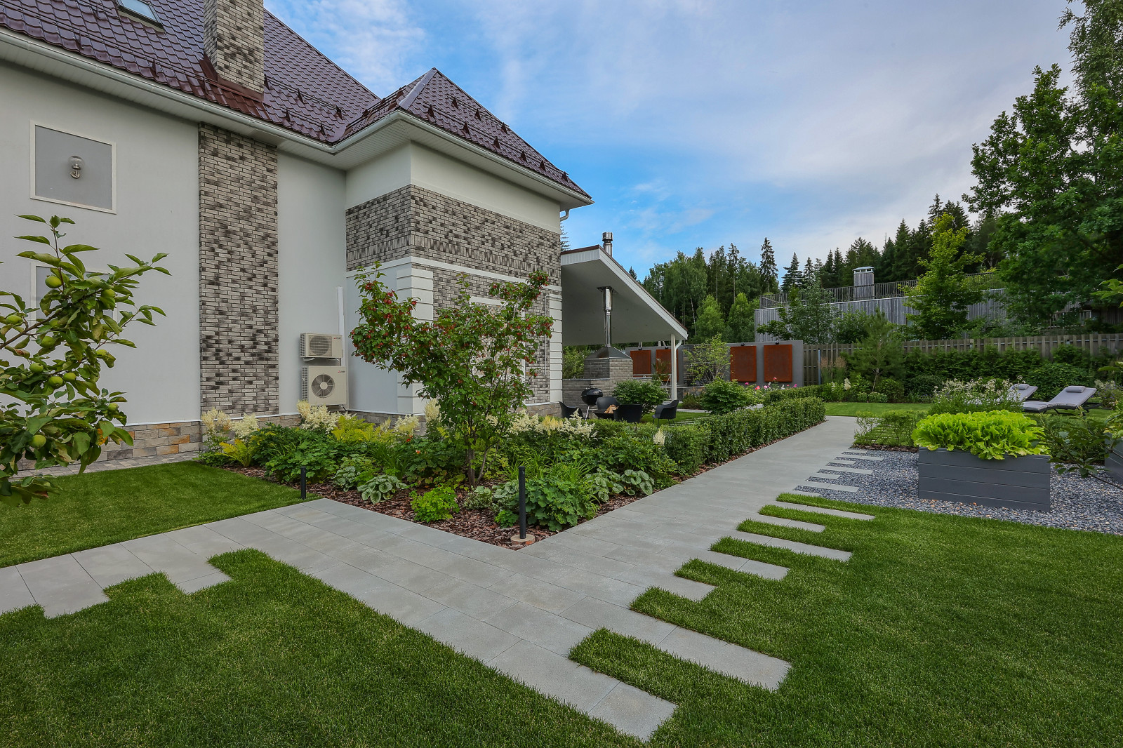 Сад в КП "Уварово"