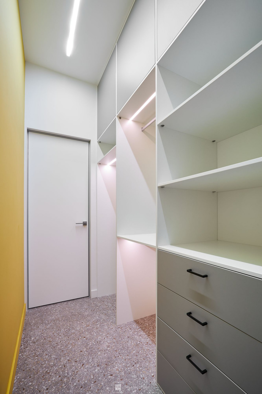 Обложка проекта: Яркая квартира для детей заказчика