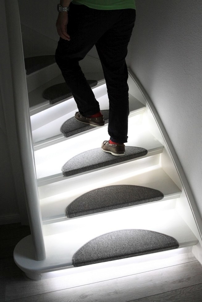 led stairs