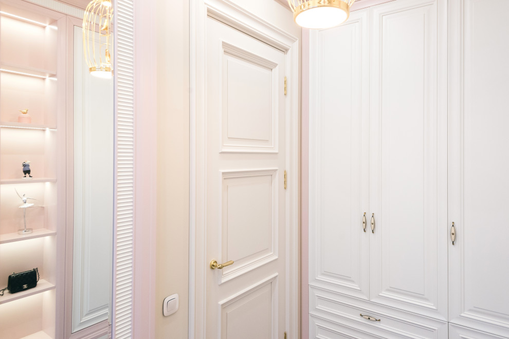 Гардеробная комната девочки