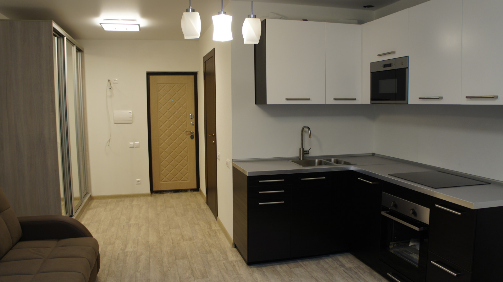 Максим Известинская