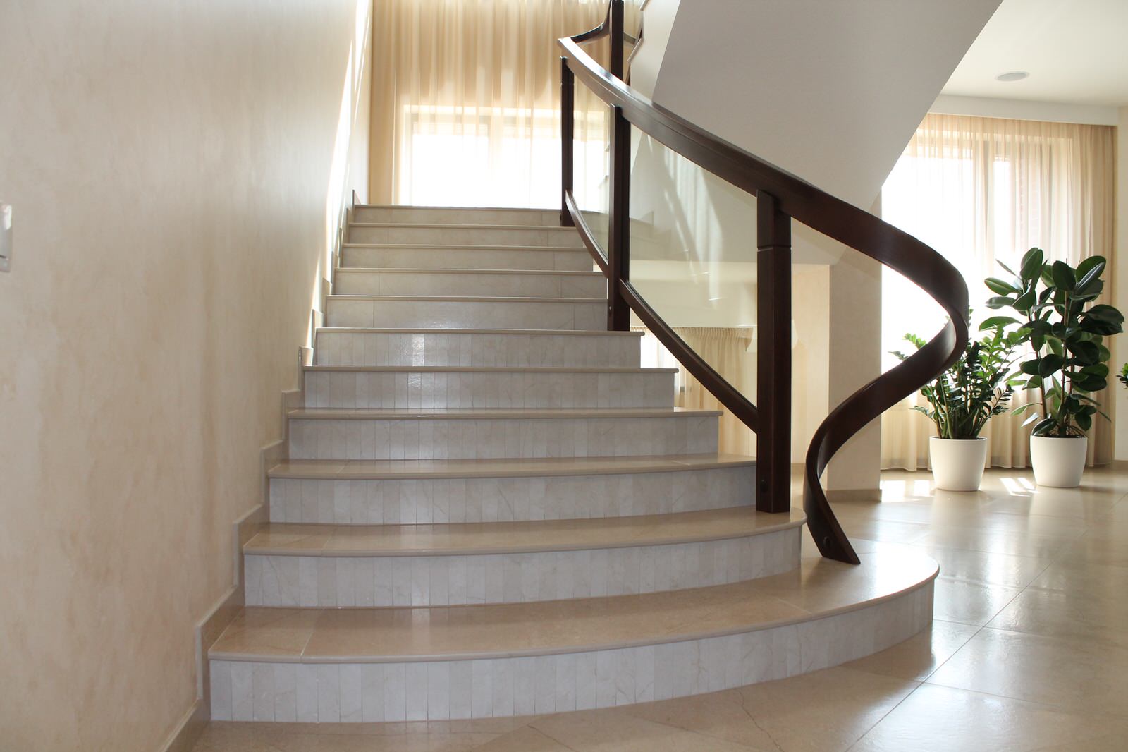 Стеклянное ограждение для строительной компании Русь