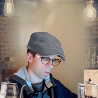 Александр Навин