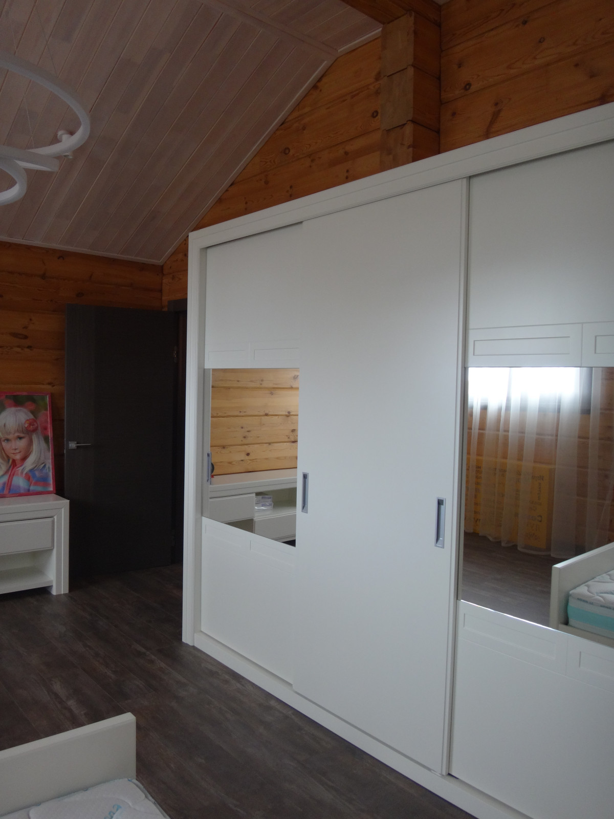 Частный дом из клееного бруса 500 кв.м.  д.Мостовское.