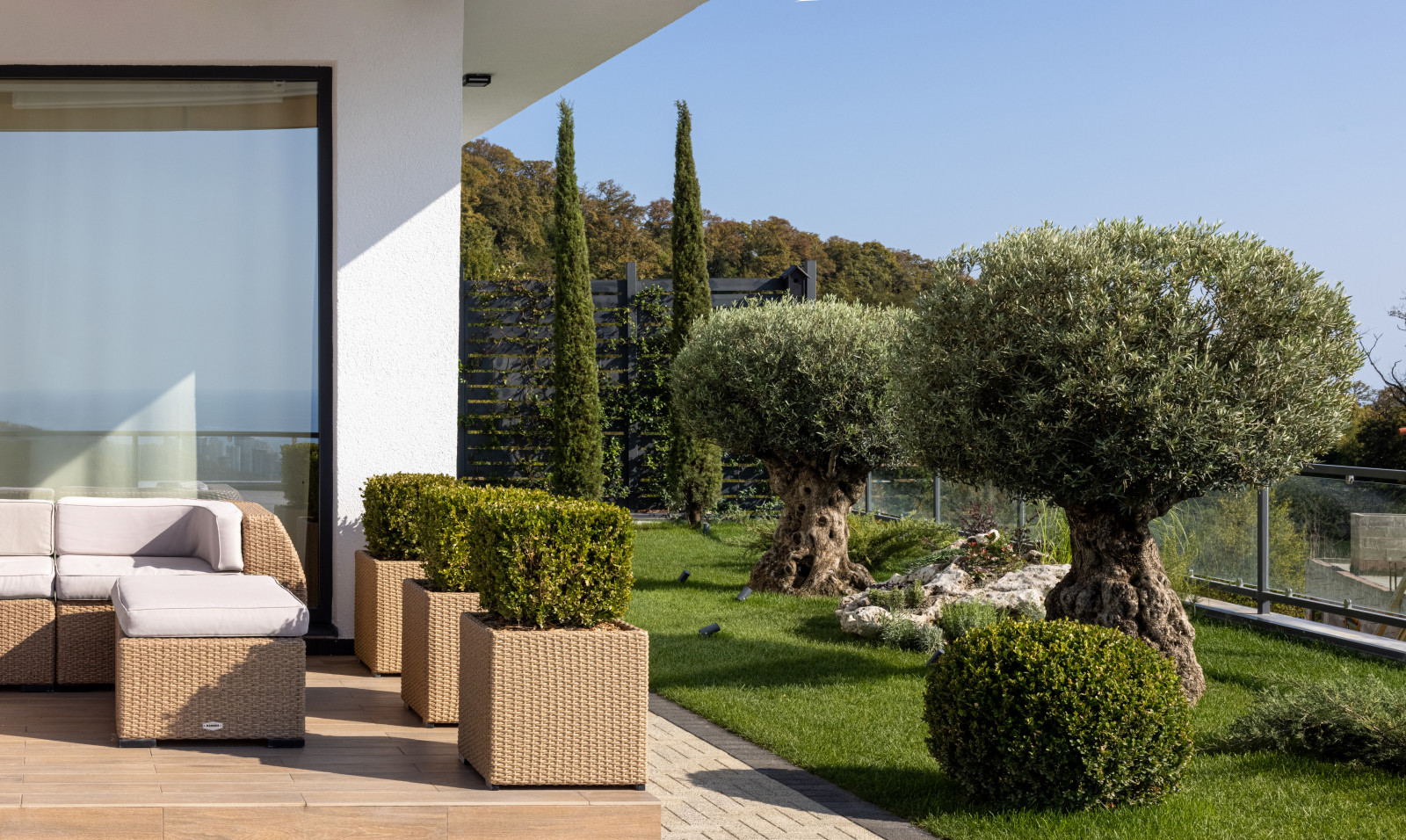 Обложка проекта: Средиземноморье Сочи