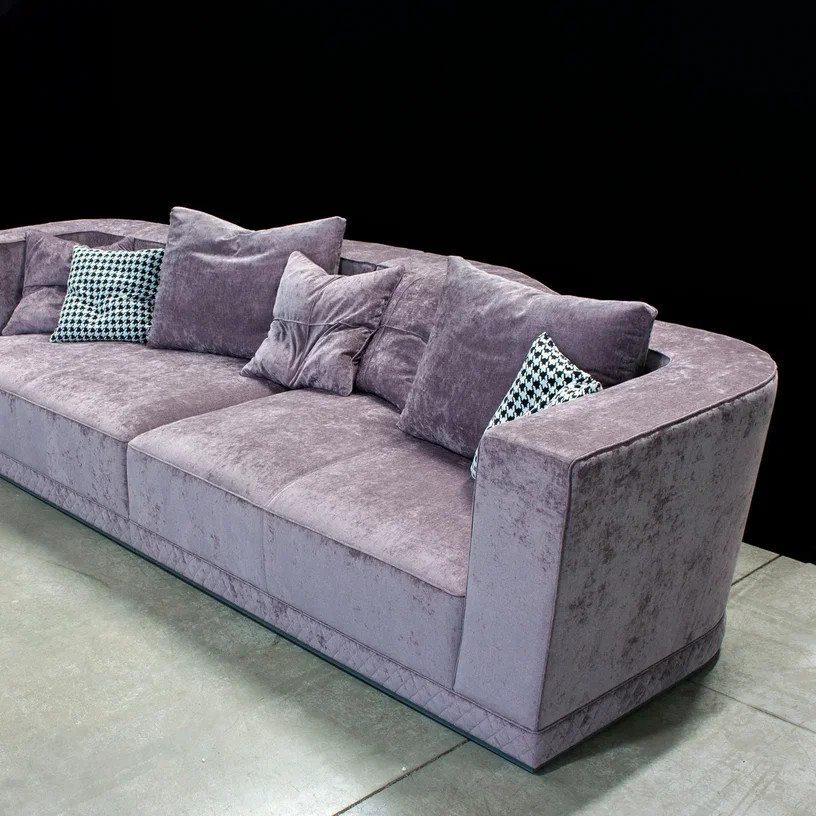 Диван для гостиной. Реализация