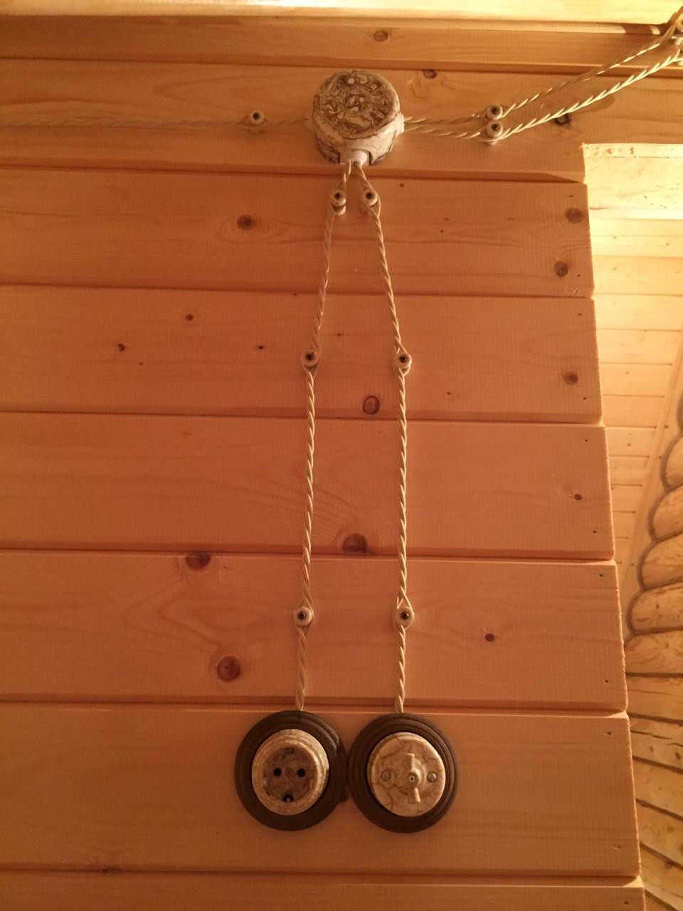 Монтаж электрики в ретро стиле