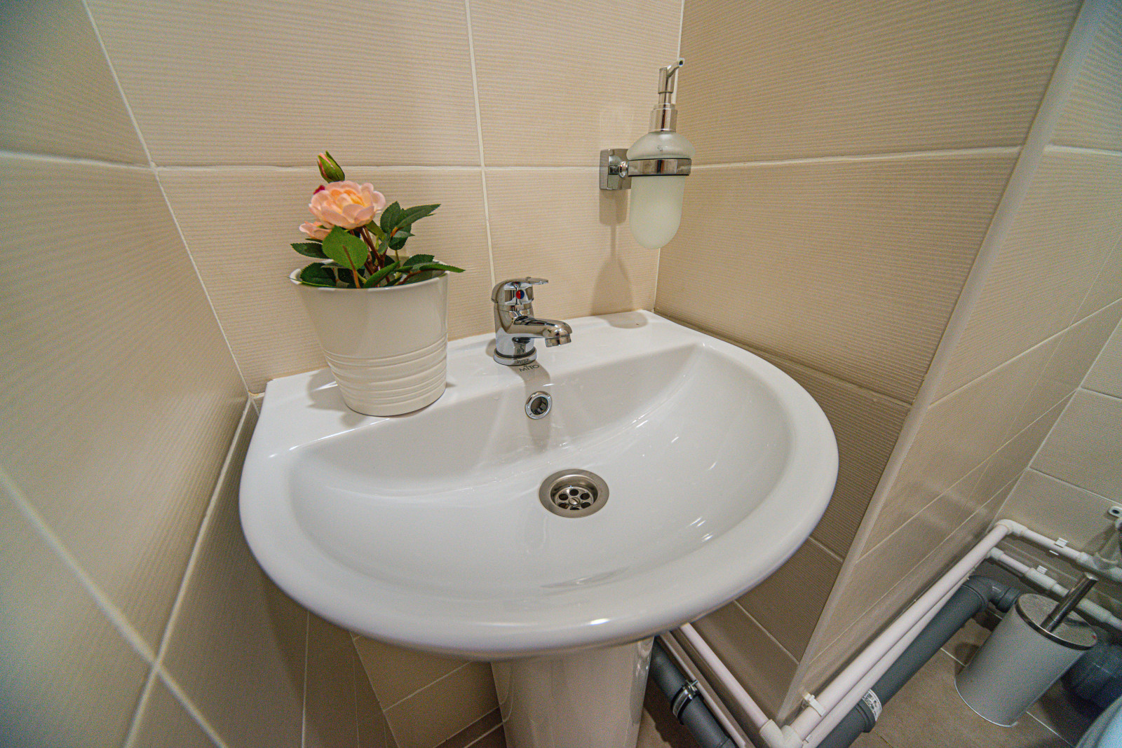 Шоу-рум в Янино. (3 готовых варианта отделок)